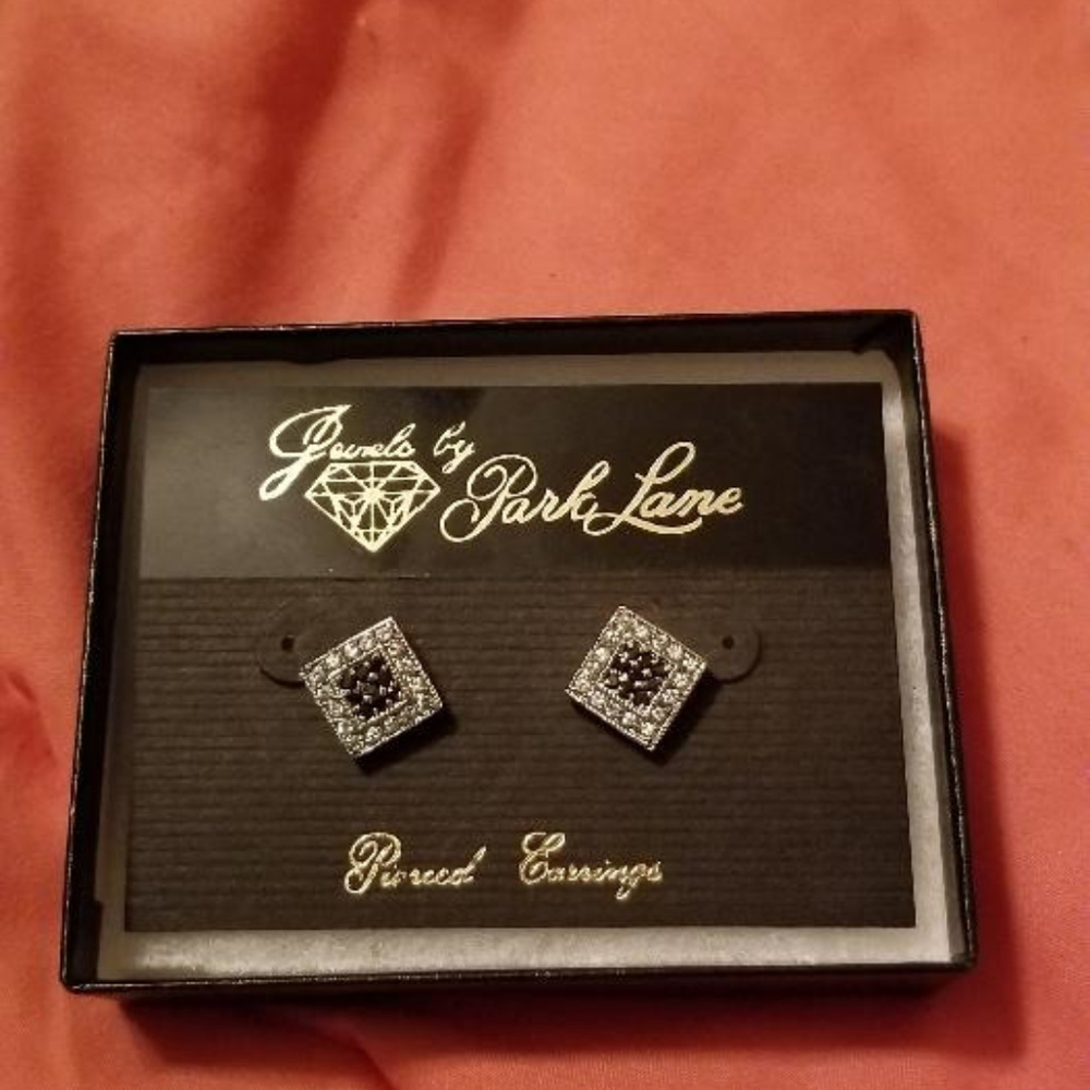 Jewels by Park Lane Earrings